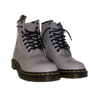 Authentic Doc Martens NWOT size 7 size 38 EURO